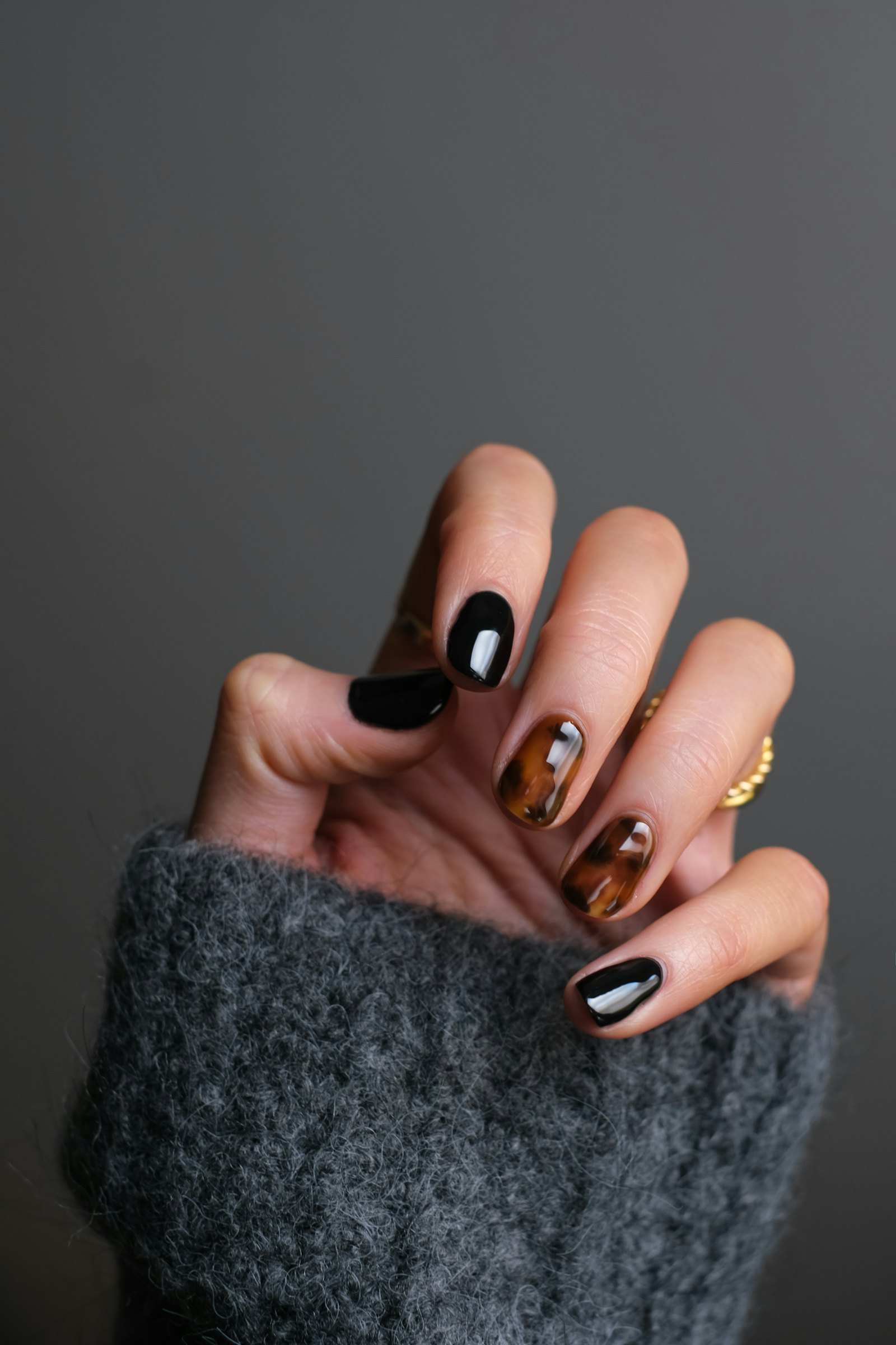 Elegant custom nail set